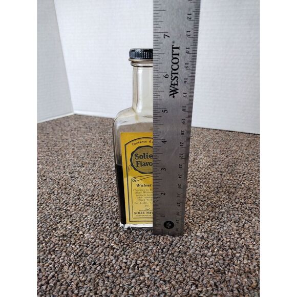 SOLIE'S FLAVORS WALNET - O Vintage Antique Glass Container with Product Minn MN - Picture 6 of 7